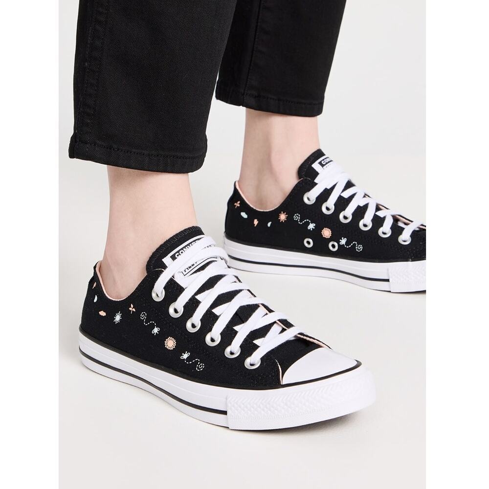 New Converse Chuck Taylor All Star Sneakers Women's Size 10.5